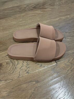 Lululemon men’s restfeel sandals shoes comfy slides brown size 9